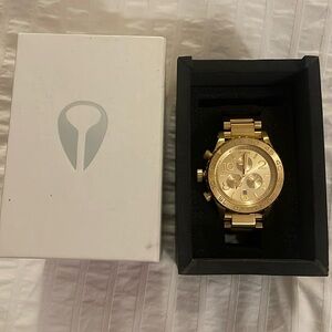Nixon 51-30 Chrono Watch in Gold